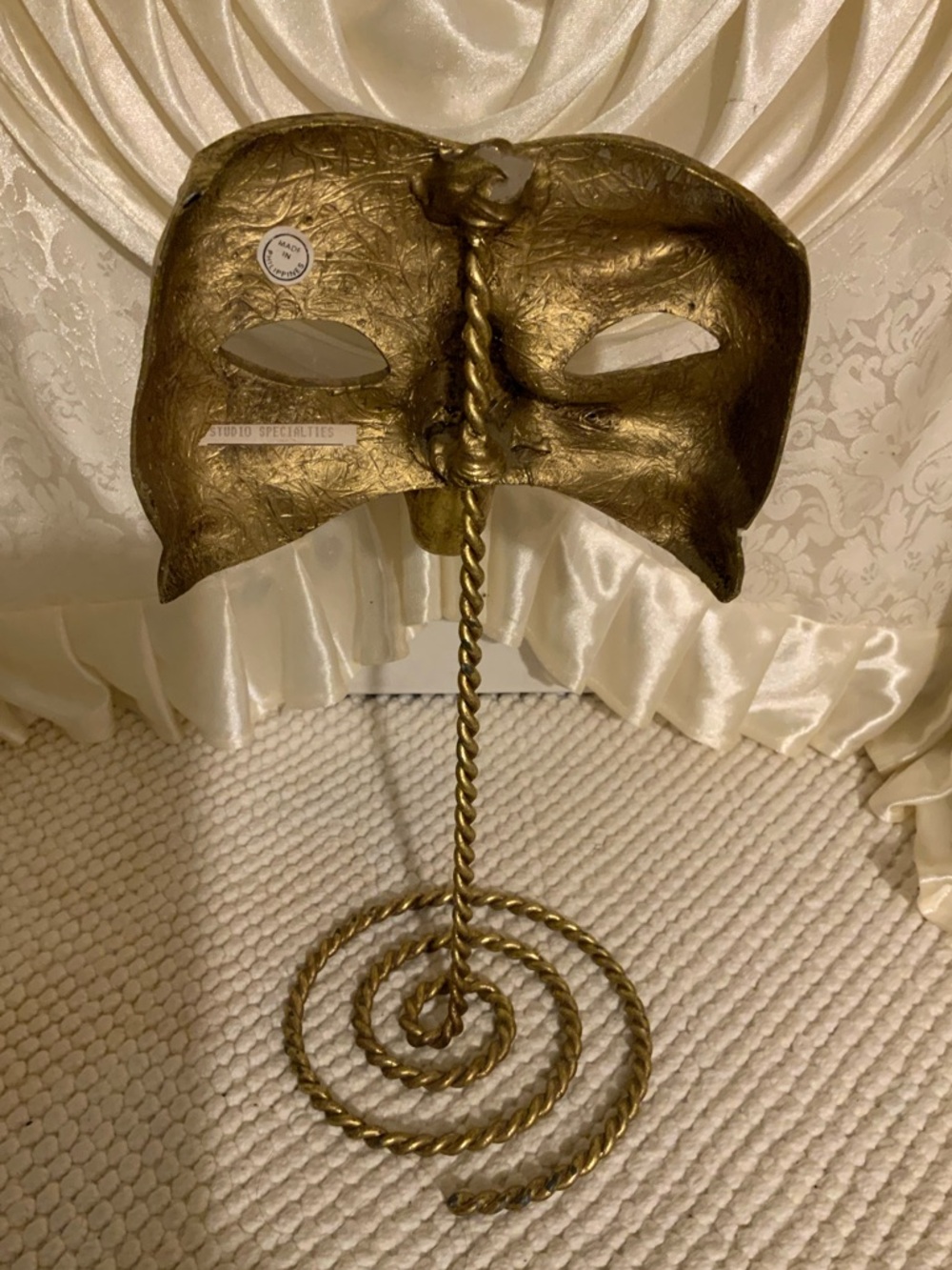 TABLETOP MASK - Picture 4 of 6